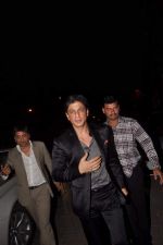 Shahrukh Khan at Sanjay Dutt_s bash in Aurus on 29th Jan 2012 (255).JPG